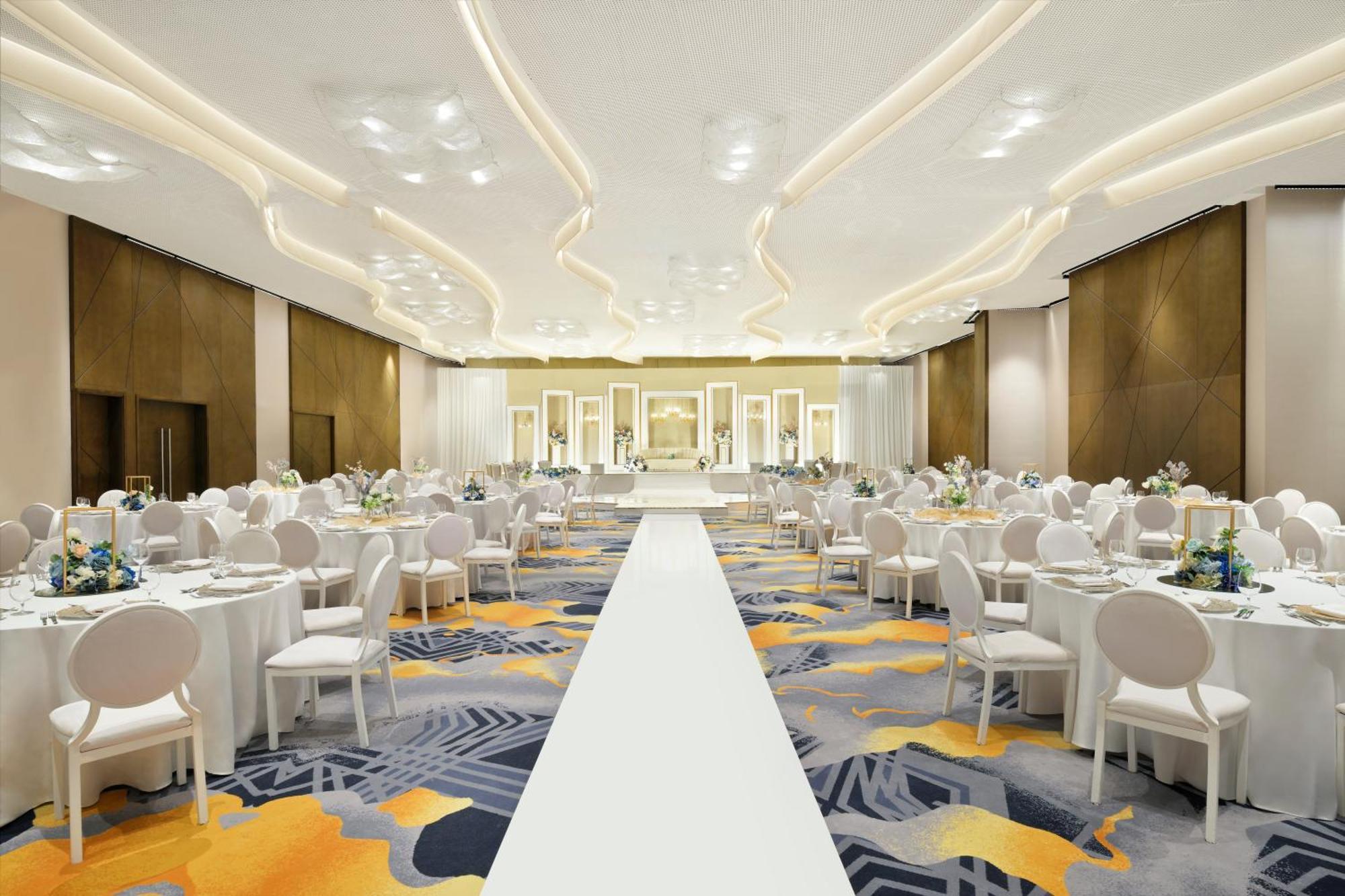 Moevenpick Hotel & Apartments Ghala Muscat Exterior photo The Grand Ballroom
